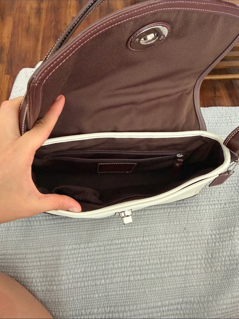 COACH Cream and Brown Leather Shoulder bag - Picture 5 of 9